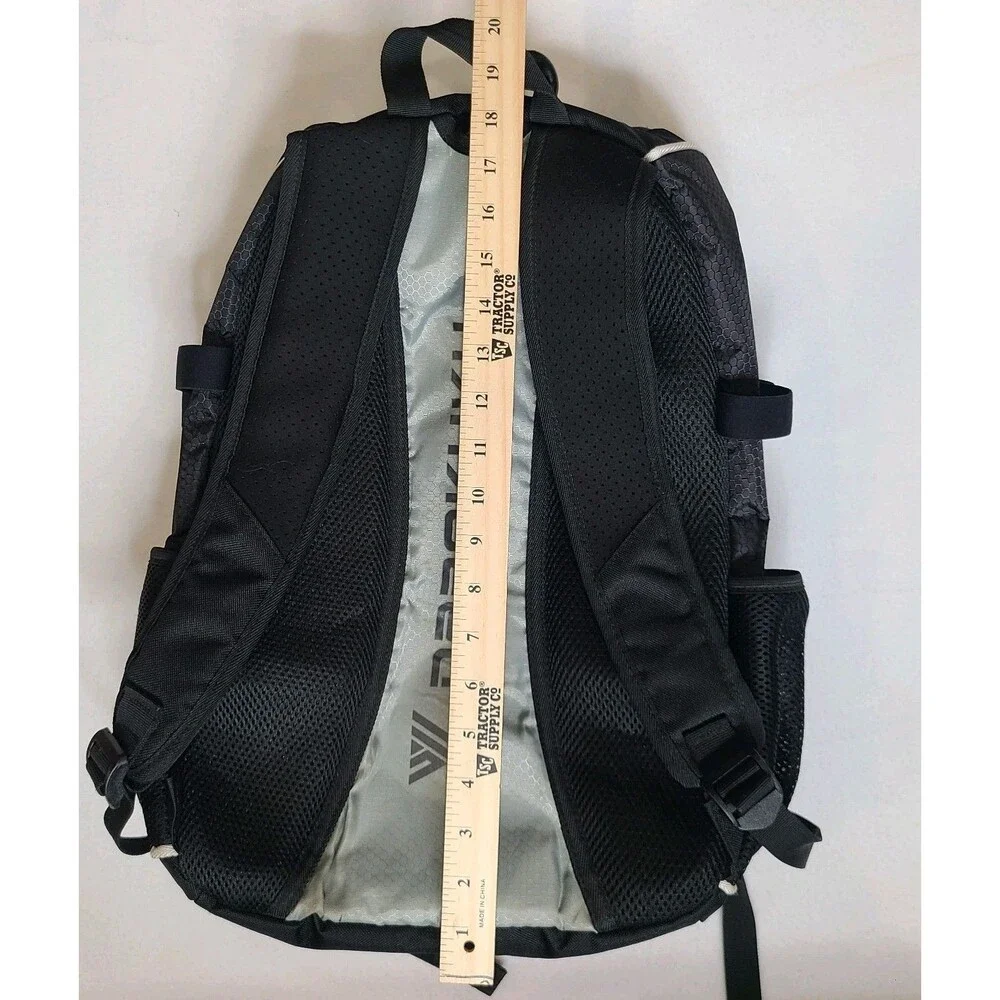 DAREKUKU Youth Baseball/Softball Backpack Bat Bag Black/Silver